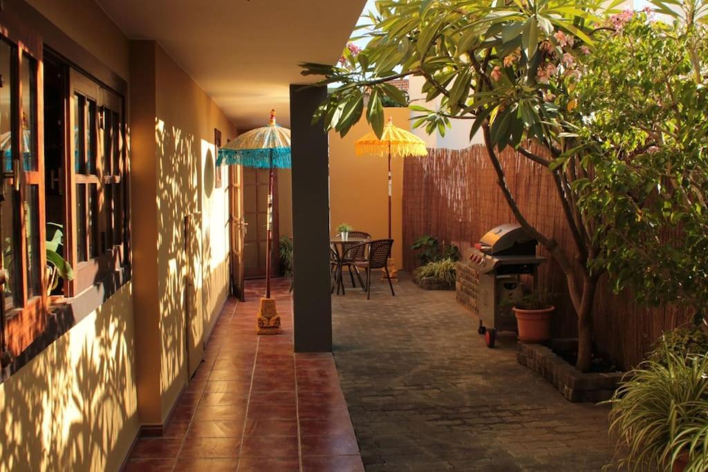 Villa Casa Con Piscina En El Centro Los Llanos De Aridane Exterior foto
