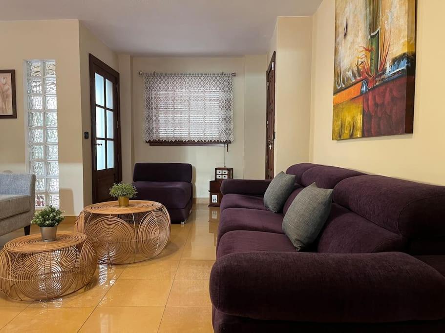 Villa Casa Con Piscina En El Centro Los Llanos De Aridane Exterior foto