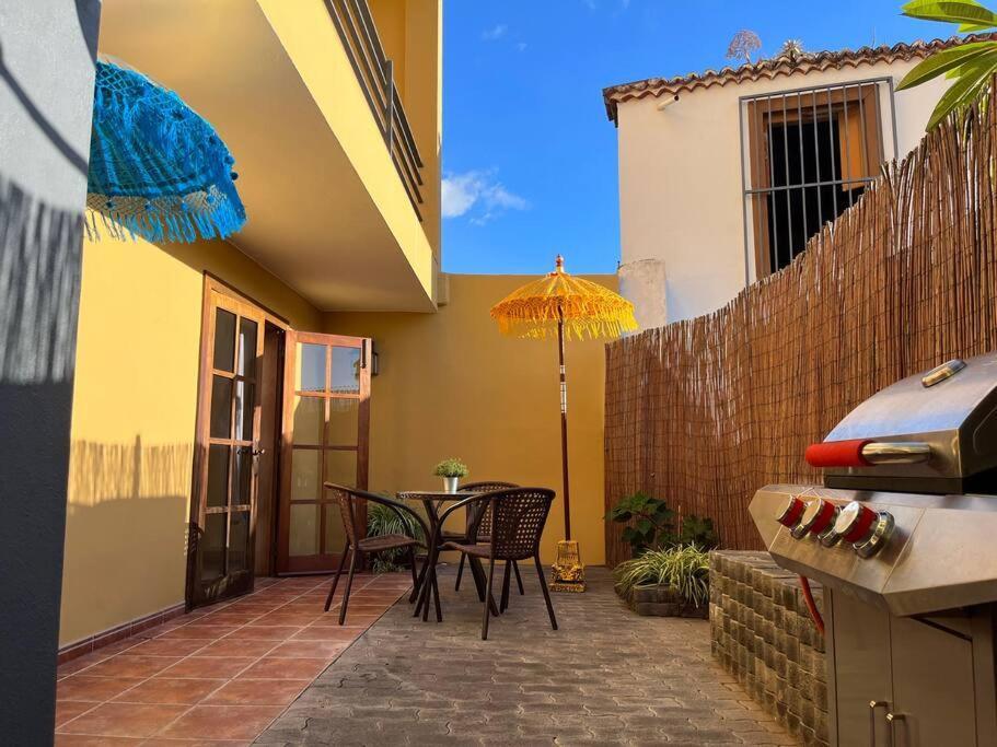 Villa Casa Con Piscina En El Centro Los Llanos De Aridane Exterior foto